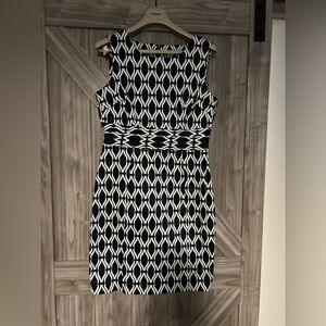 Alfred Sung  Black and White Geometric Seath Dress
